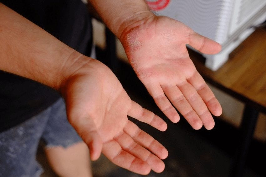 barista hands