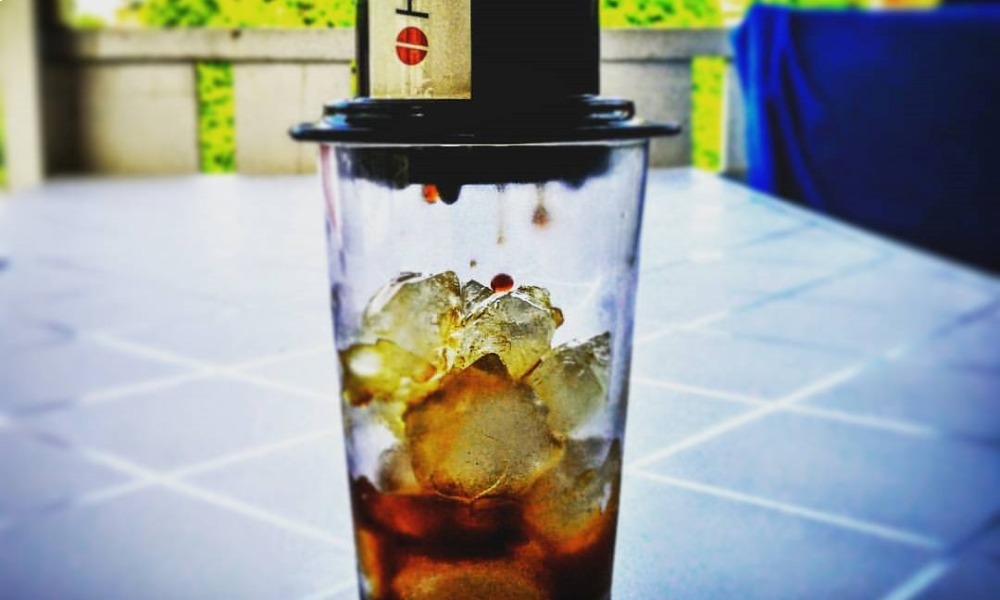 Café extraído en AeroPress