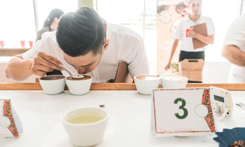 Mesa de cata de café