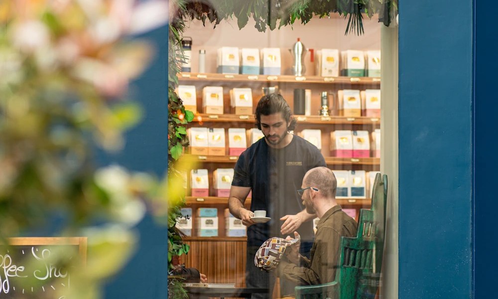 Servicio en tienda de café especial