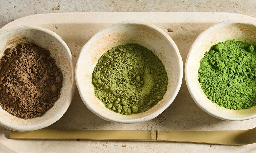 Diferentes tipos de té en polvo